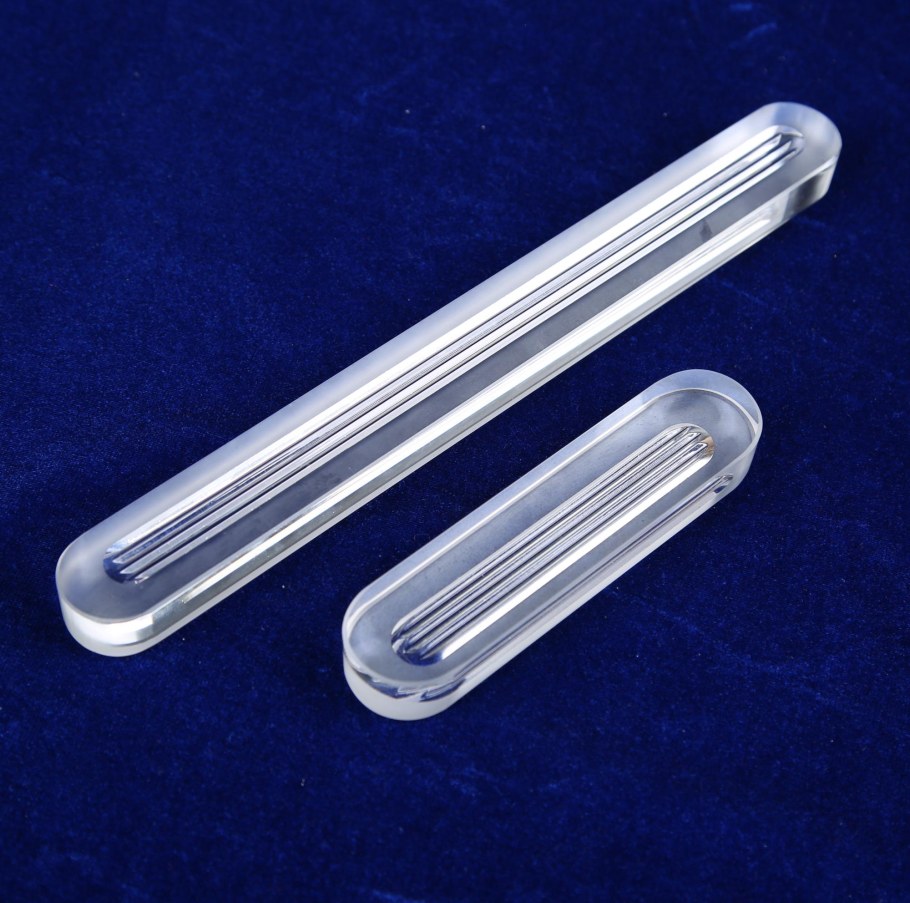 +Уровень на смотровом стекле