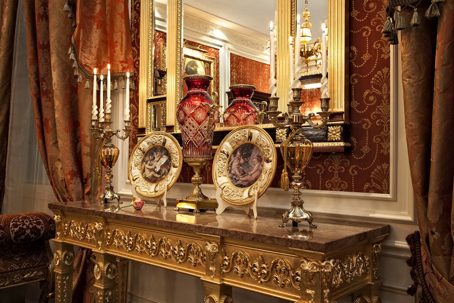 Лампадари комода