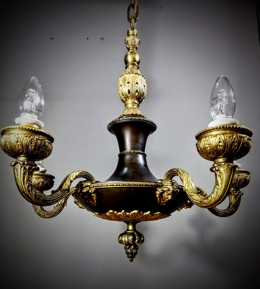 Бронзовая люстра