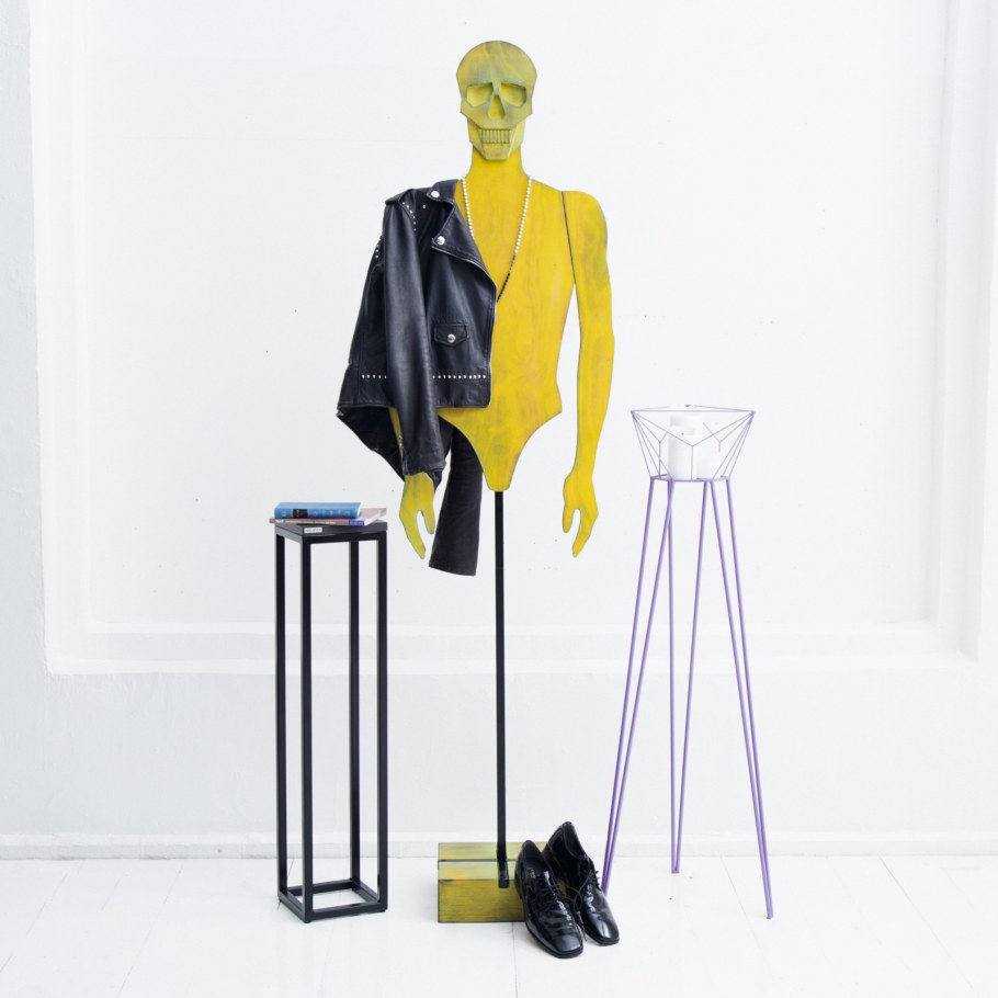 Вешалка - манекен твой домик