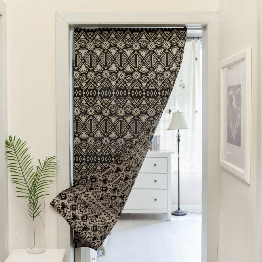 Межкомнатные шторы