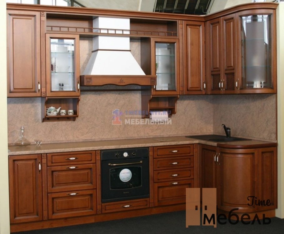 Кухня из массива ольхи