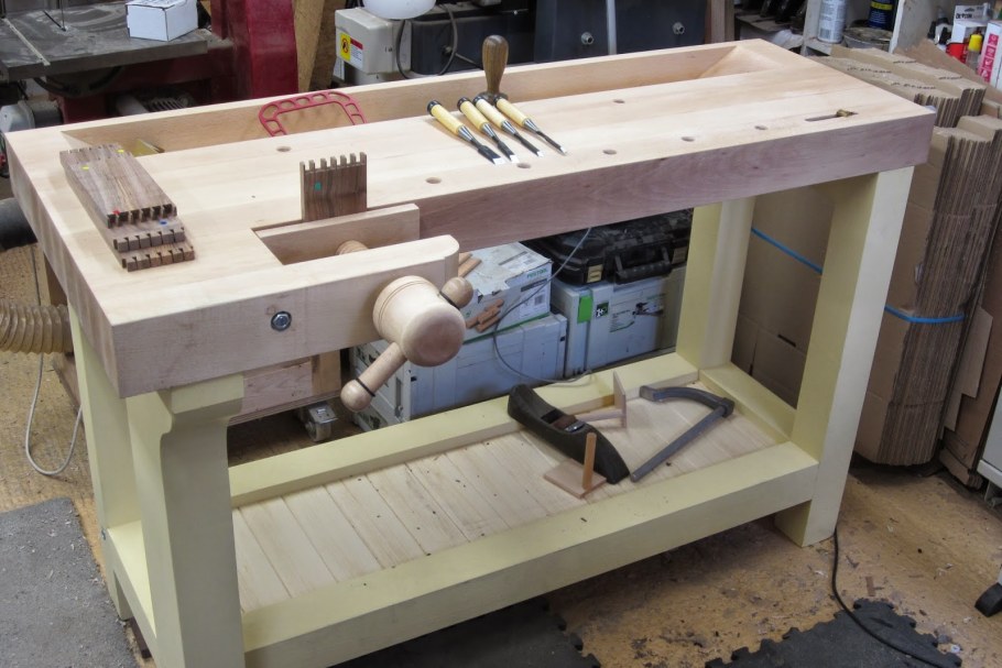 Верстак, рубанок, станок, древесина, мебель, мастерская.