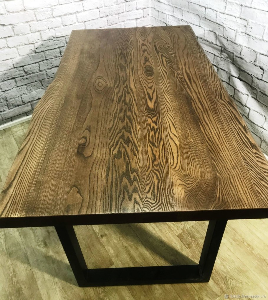 Стол лофт лиственница