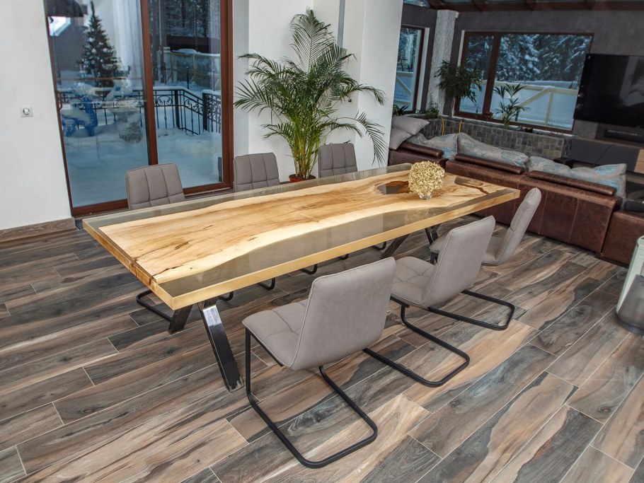 Стол из массива ясеня