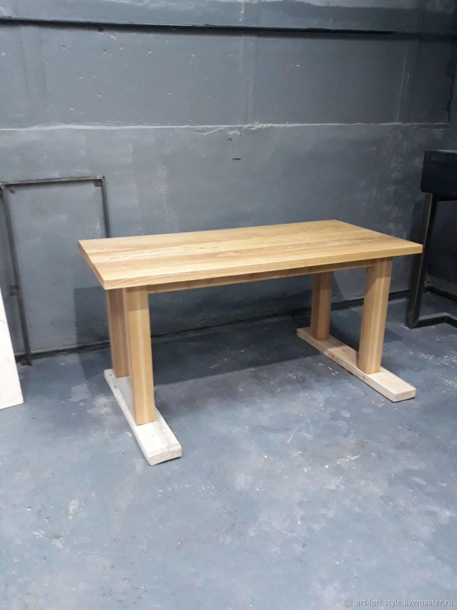 Стол из массива ясеня