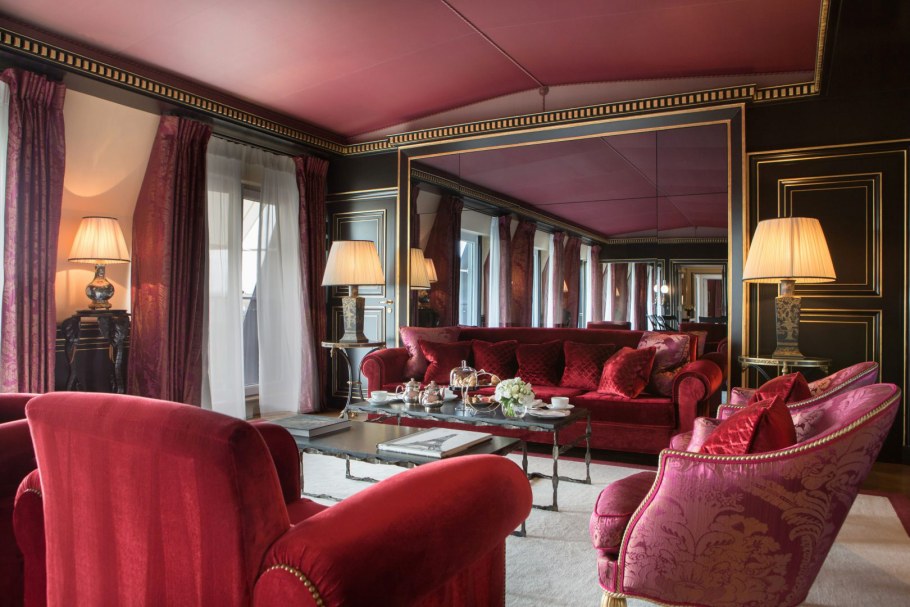 Люкс отель в Париже любви