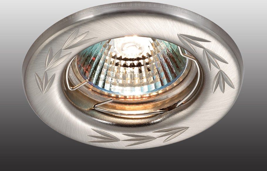 Светильник встраиваемый 370214