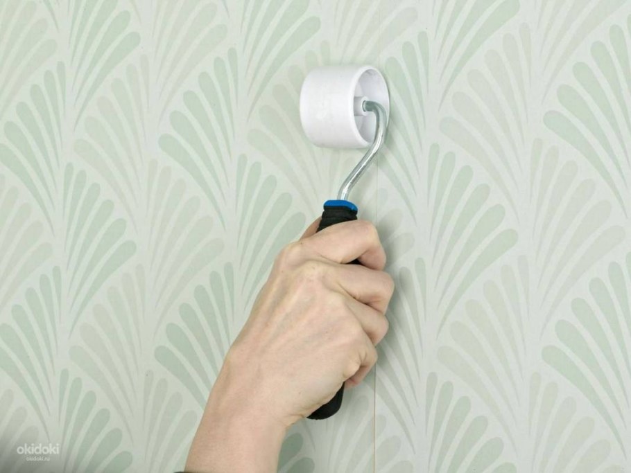 Наклейки на обои