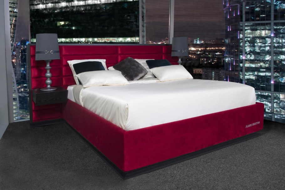 Альберт Штейн кровать