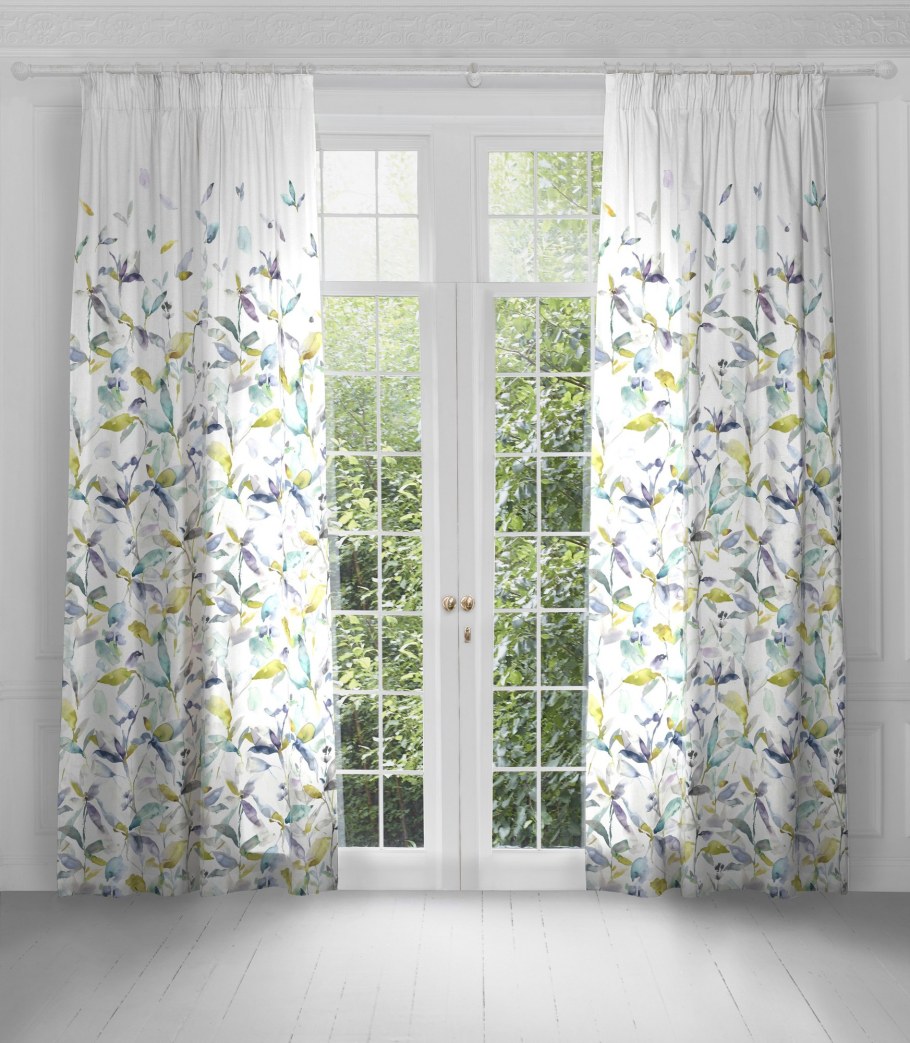 Шторы с чертополохом