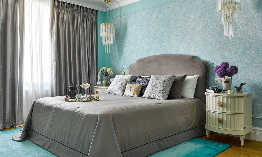 Шторы к голубым стенам