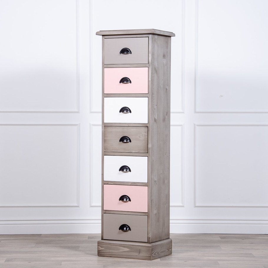 Высокий комод с ящиками