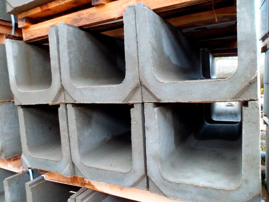 Лоток бетонный л1