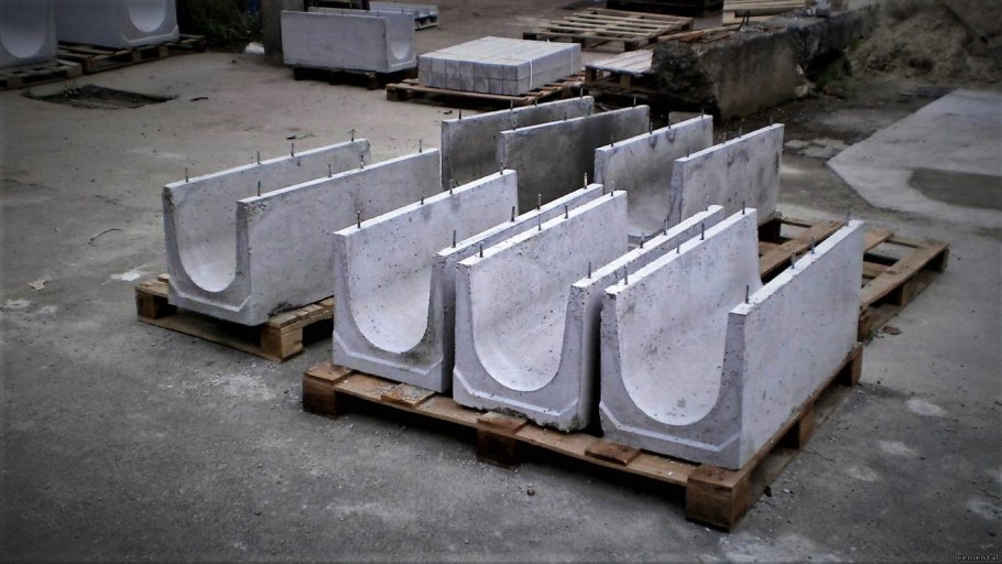 Бетонный лоток 595.41.100