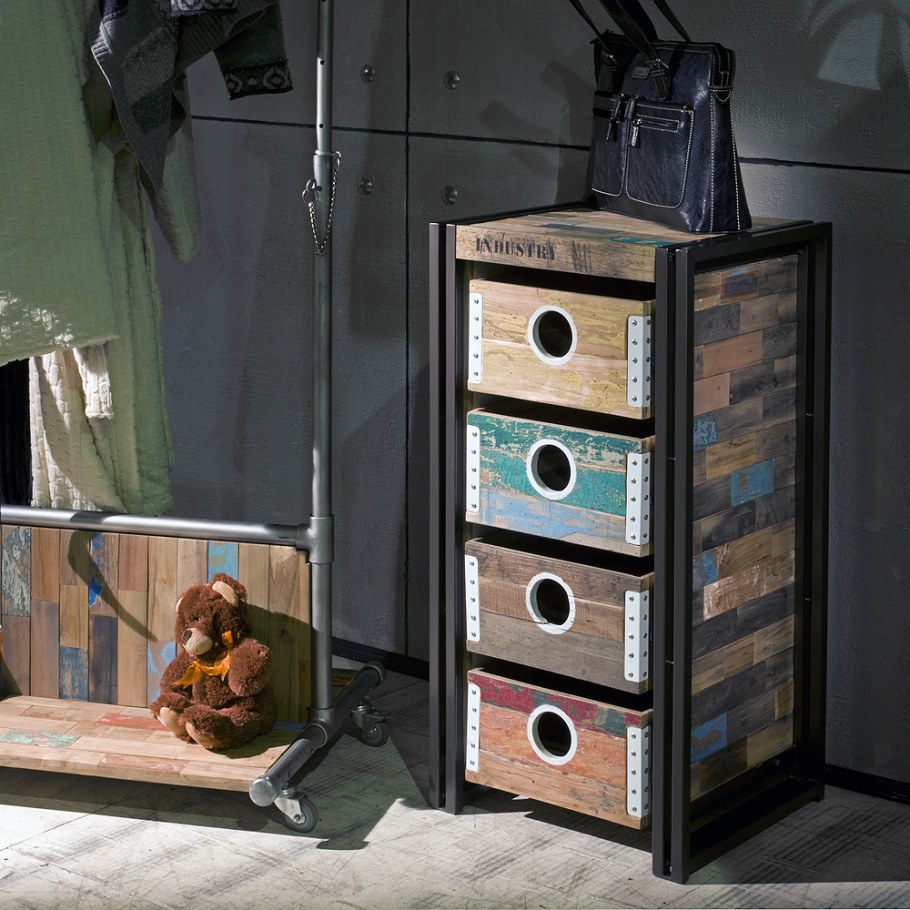 Необычные комоды