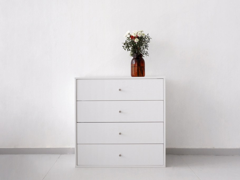Комод белый неглубокий