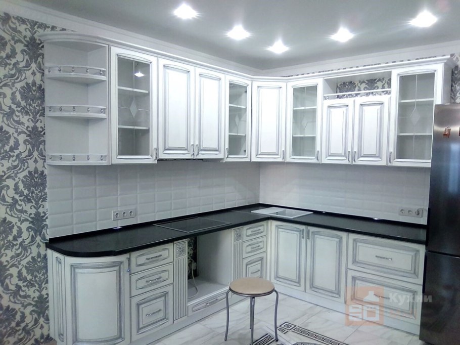 Кухня классика эмаль+патина серебро