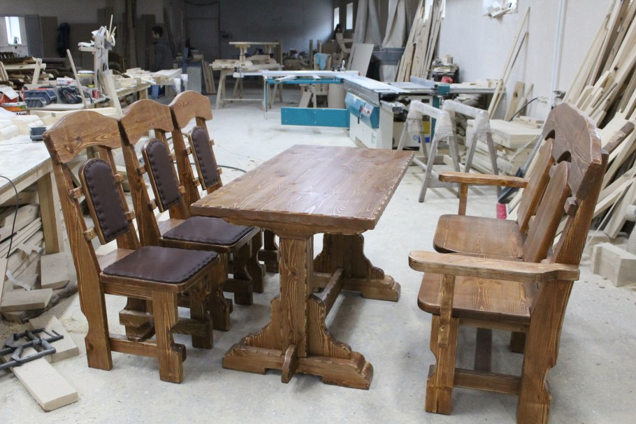 Мебель брашированная из дуба