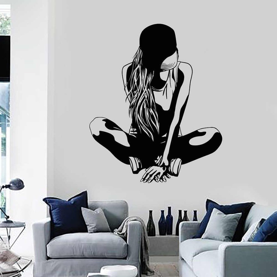 Интерьерные наклейки на серую стену