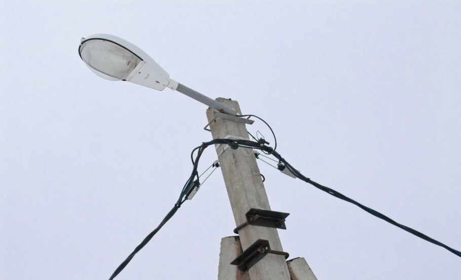 Фонарь освещения на столб