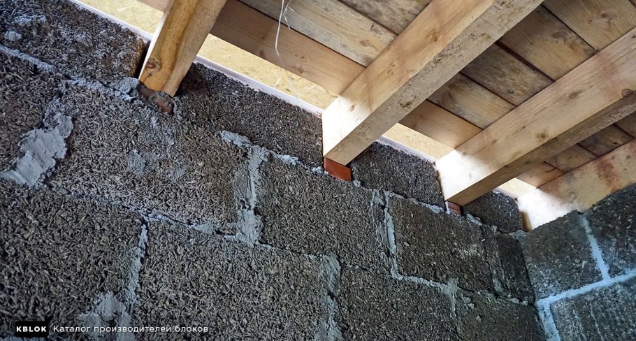 Перекрытия в доме из арболита