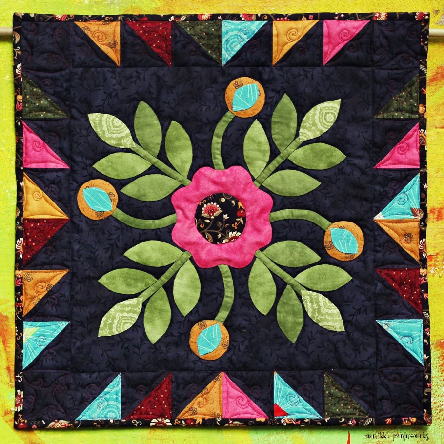 Панно из лоскутков