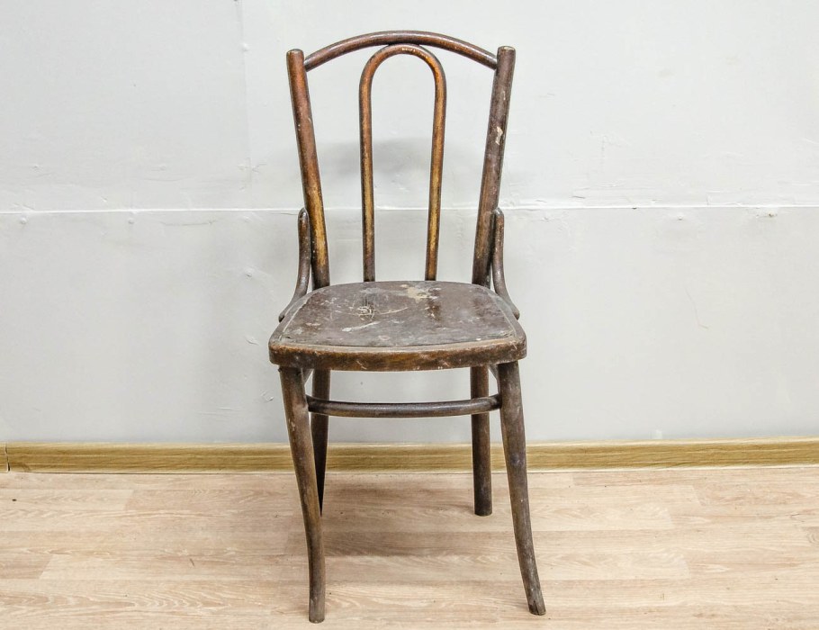 Стул 54 братьев тонет