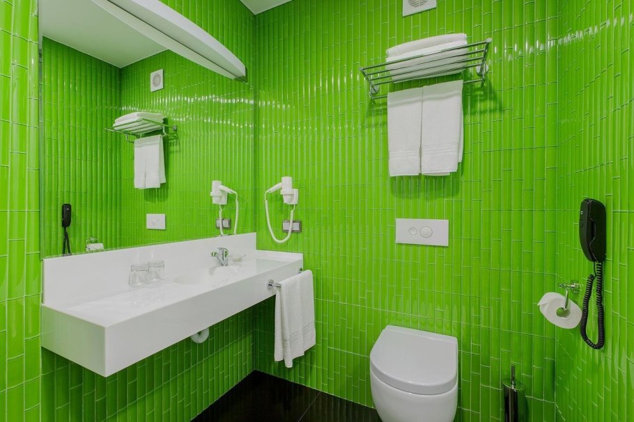 Зеленая плитка