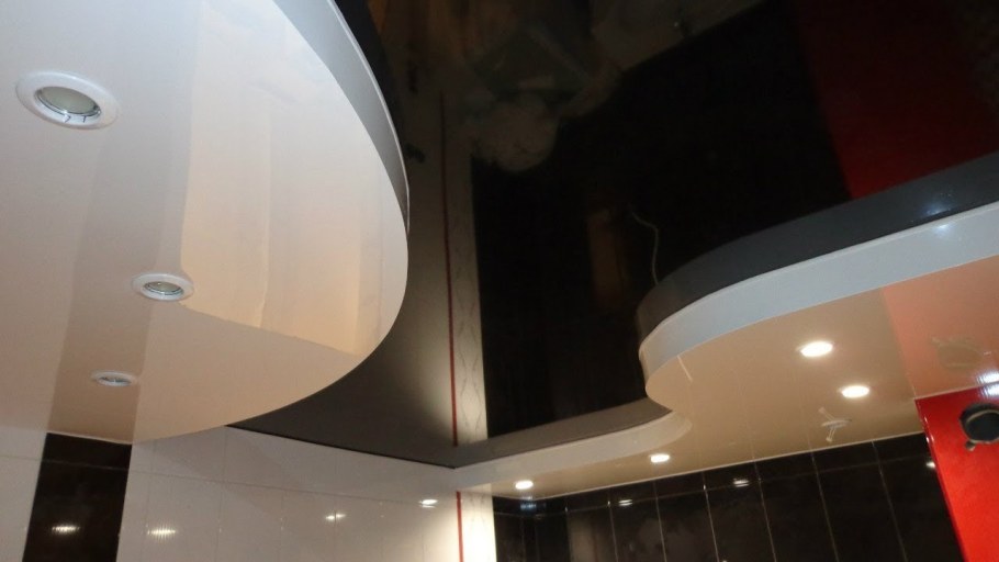 Натяжной потолок черно белый двухуровневый