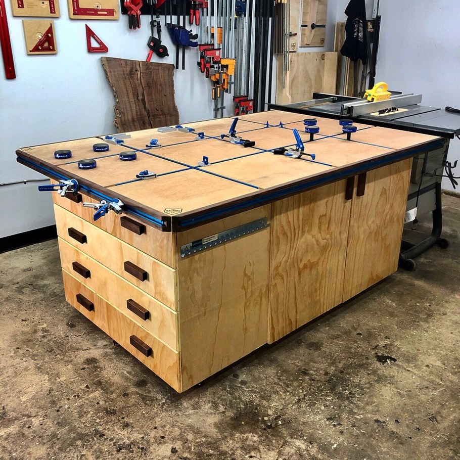 Стол для столярной мастерской