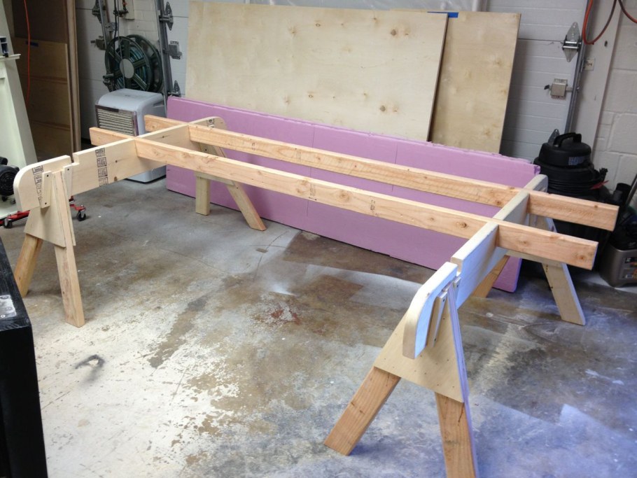 Верстак из лестницы трансформера для торцовки