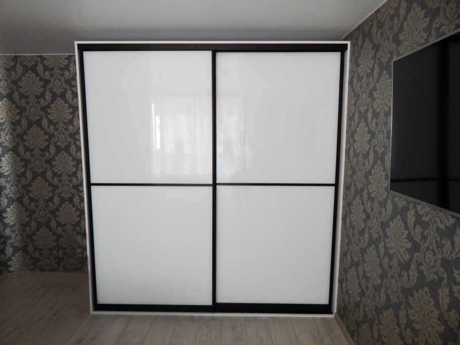 Шкаф с лакобелью 0627 вставка 1/5