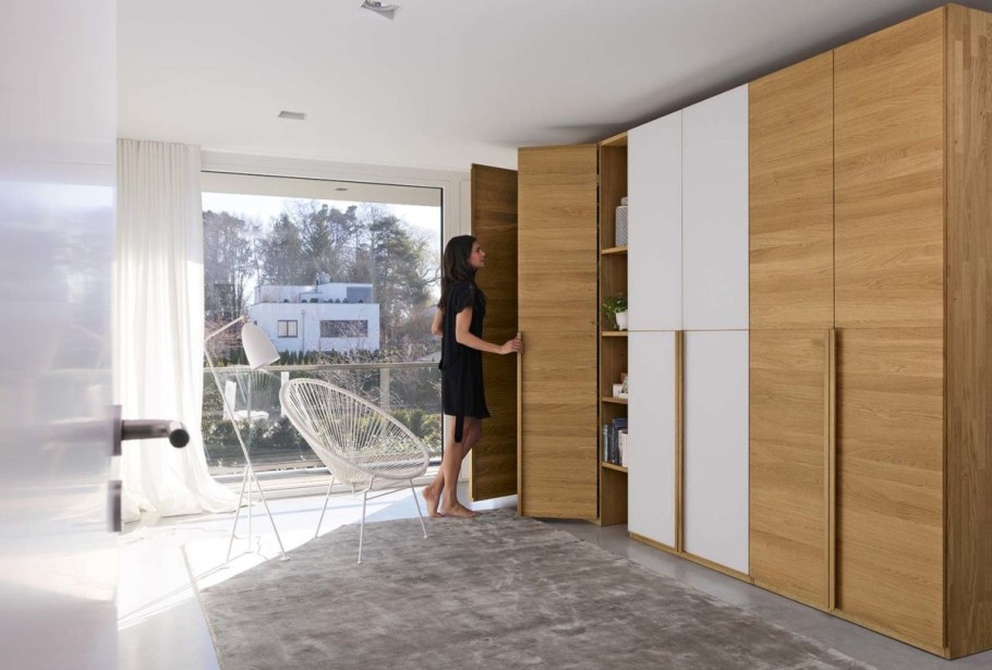 Шкаф встроенный шпон