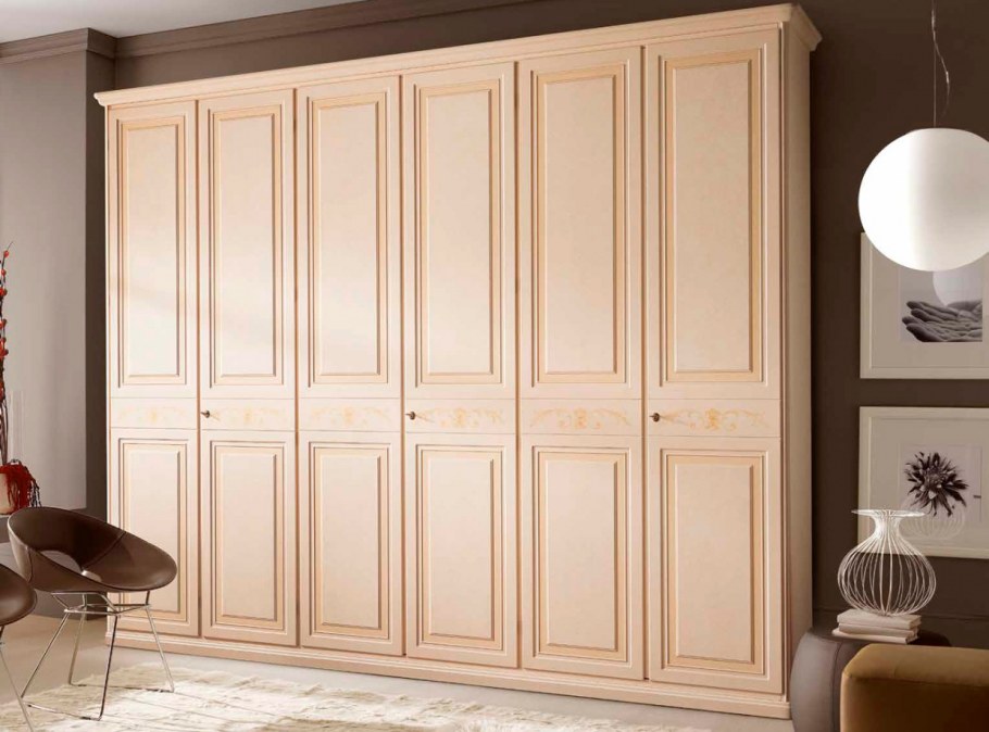 Шкаф платяной Ластра