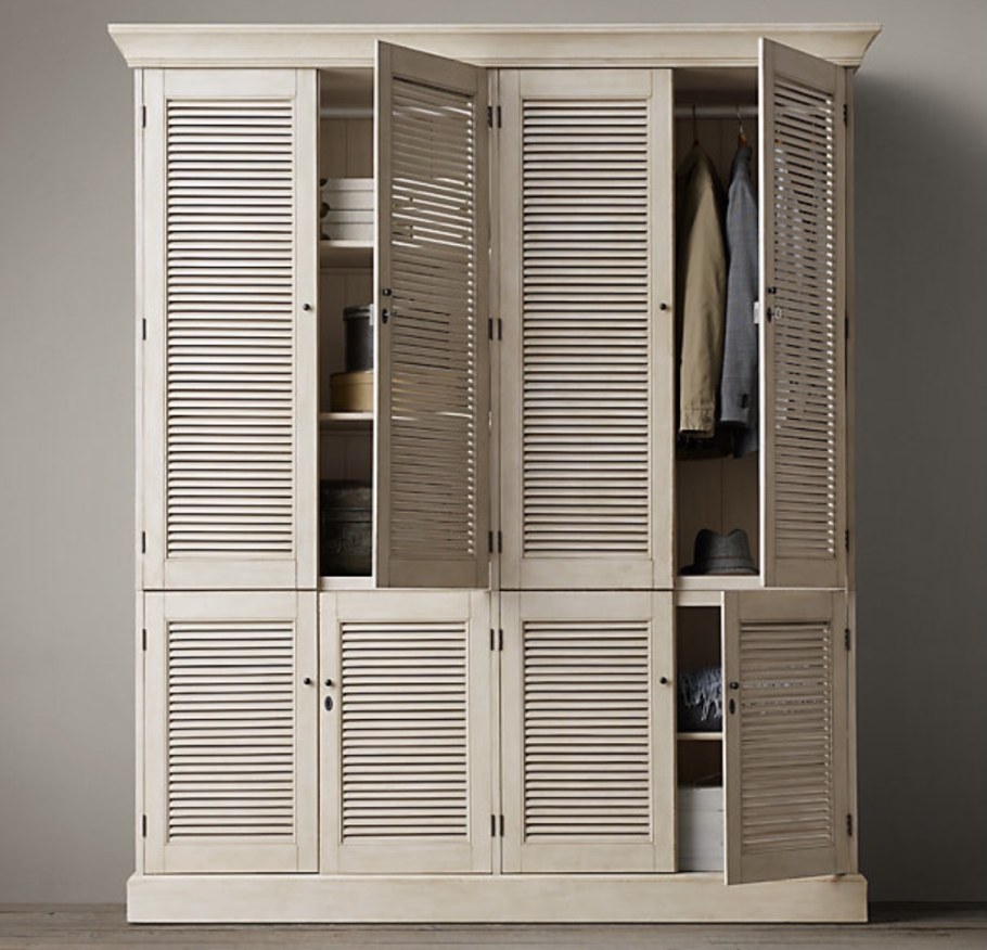 Шкаф с жалюзийными дверцами в стиле Прованс