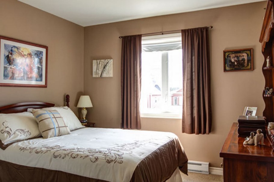 Шторы на маленькое окно в спальню