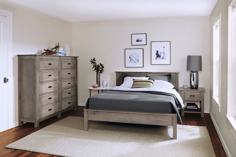 Серая мебель в интерьере спальни