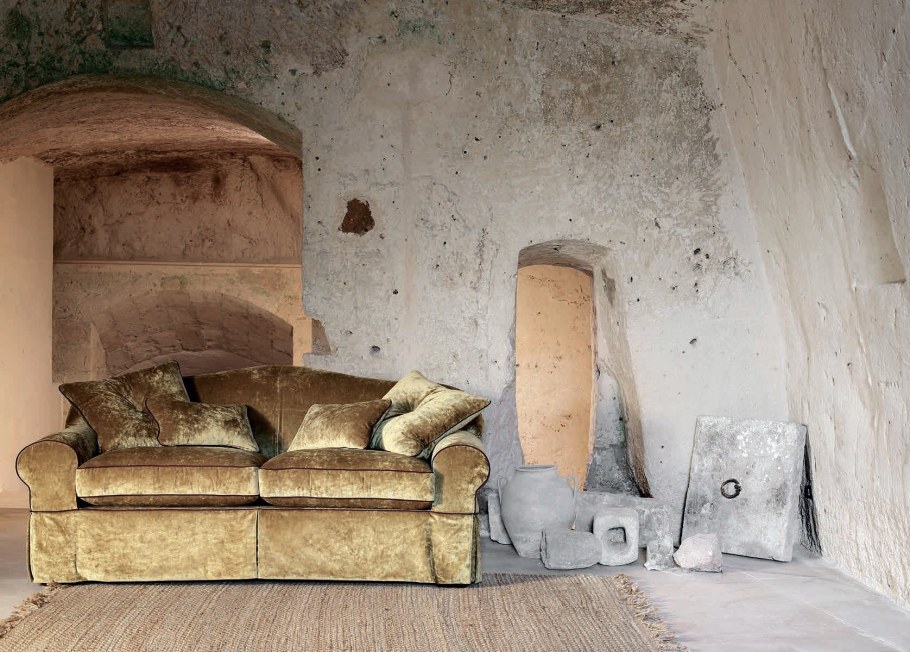 Большой итальянский диван