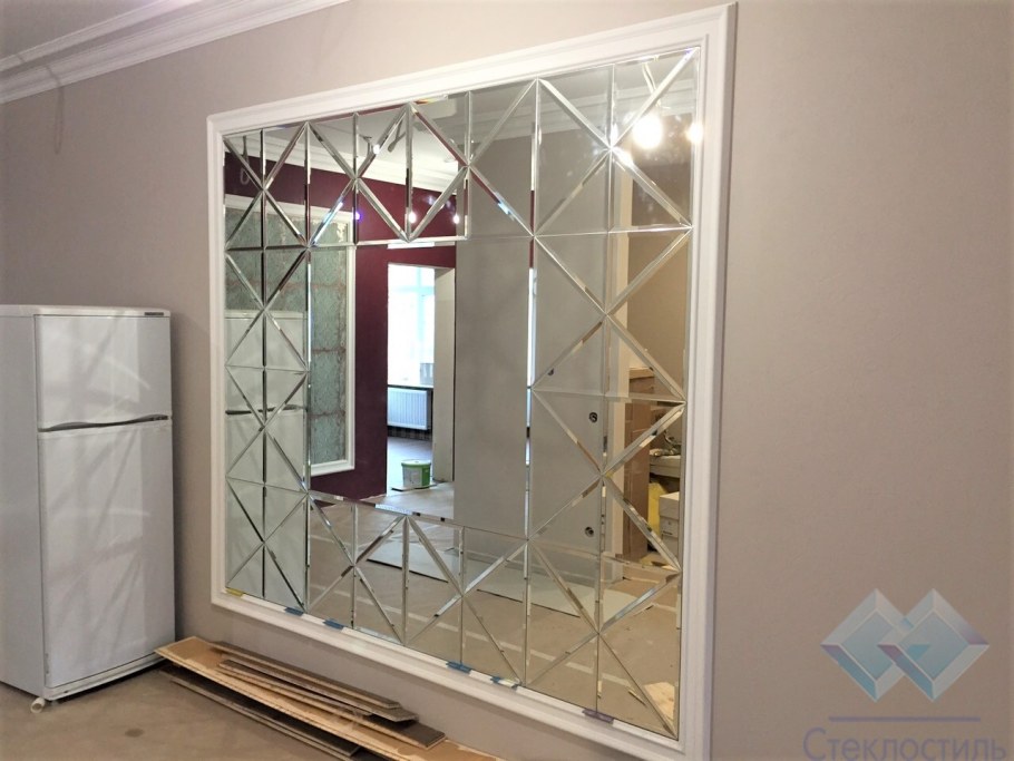 Зеркальное панно