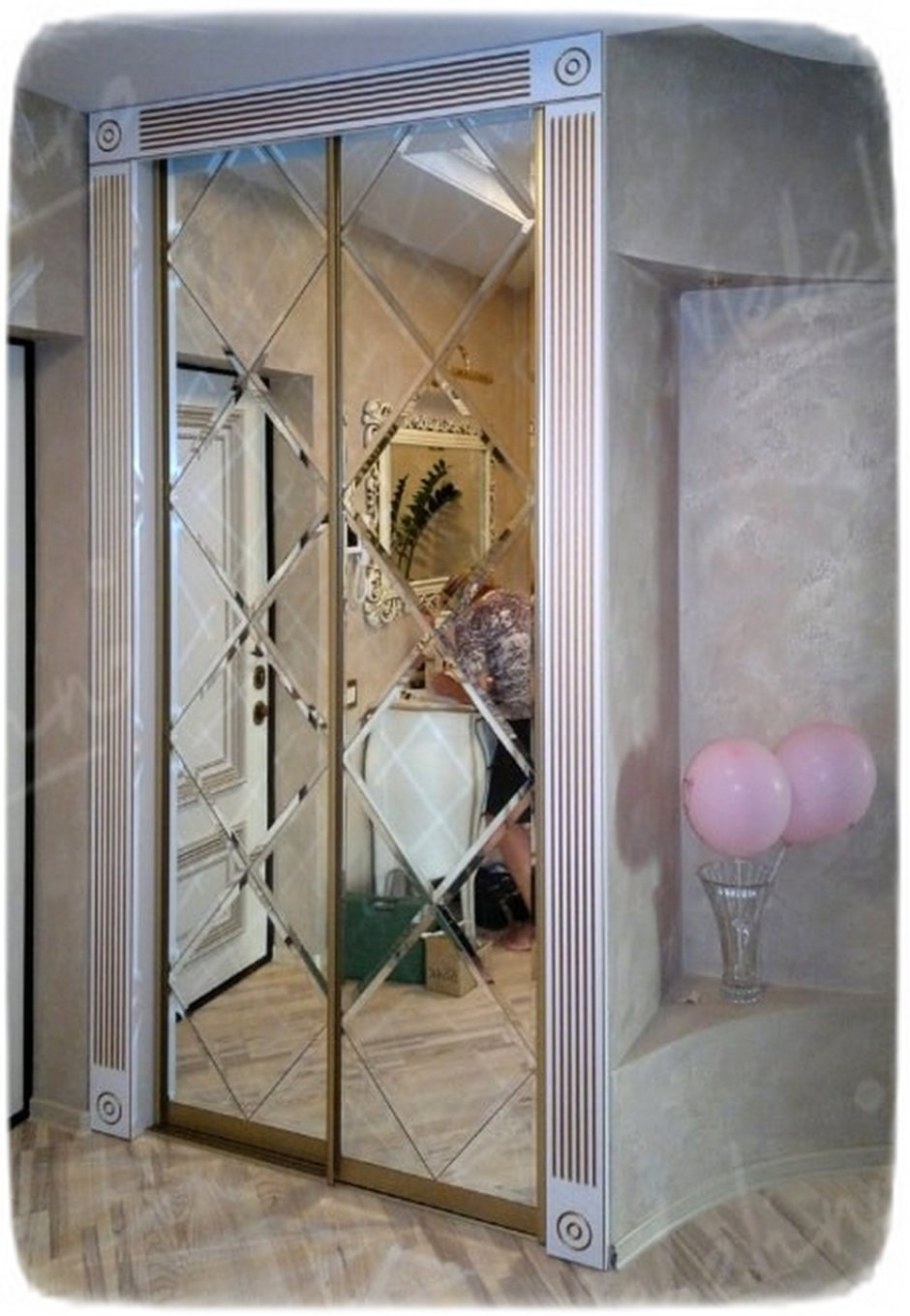 Шкаф купе зеркало с фацетом