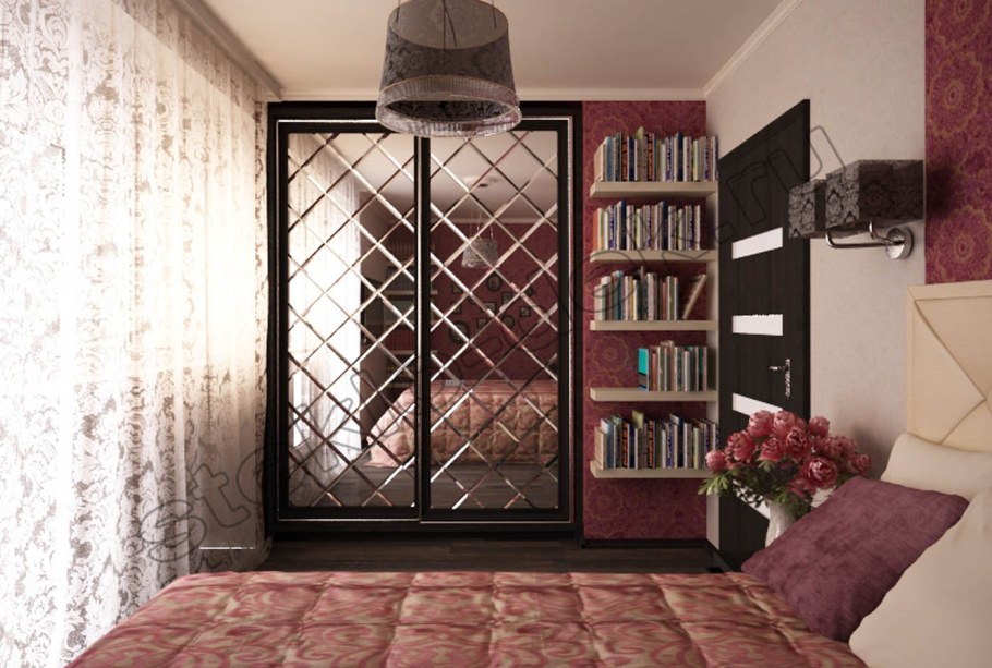 Шкаф с зеркальным панно