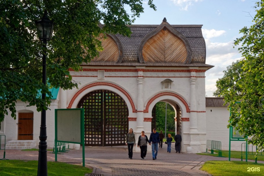 Спасские ворота музея Коломенское