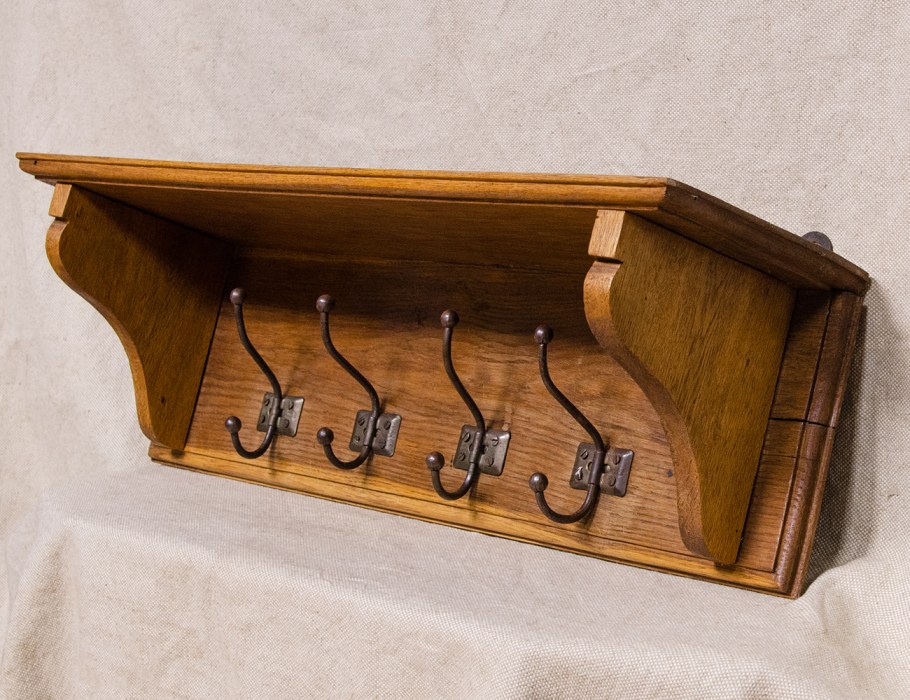 Полка с вешалкой старинная