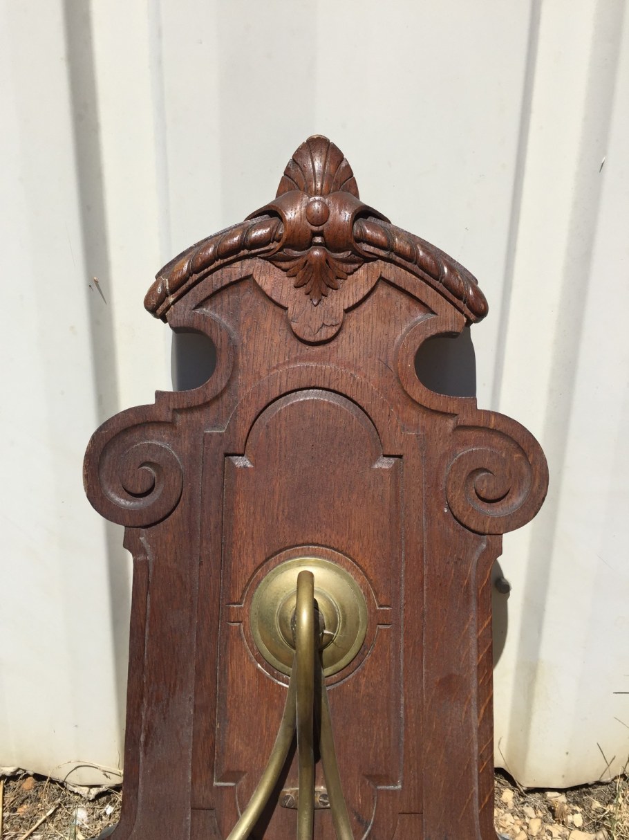 Антикварная настенная вешалка