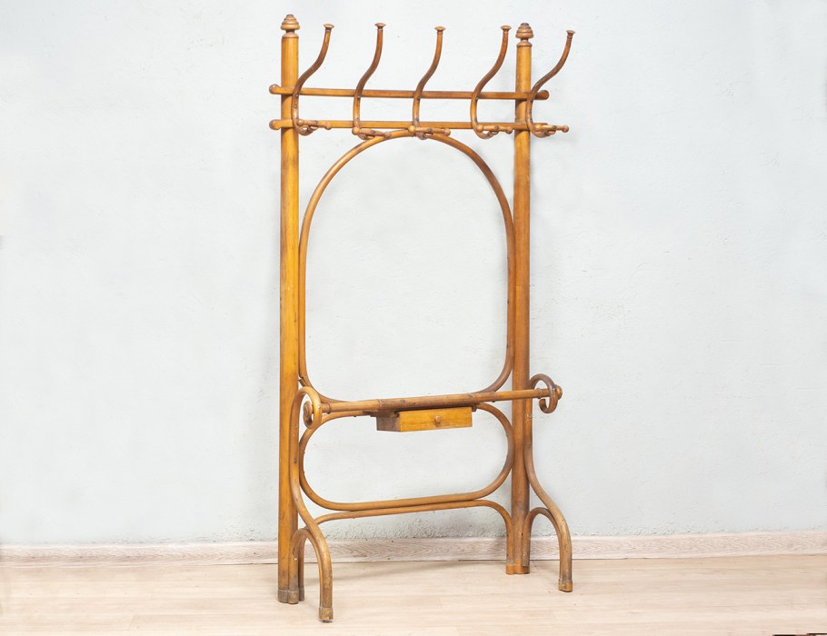Вешалка Thonet