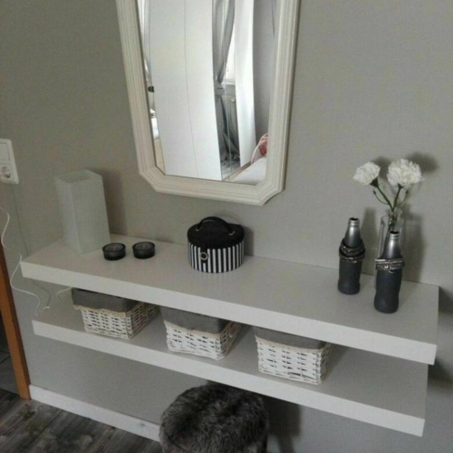 ЭКБИ Алекс над батареей