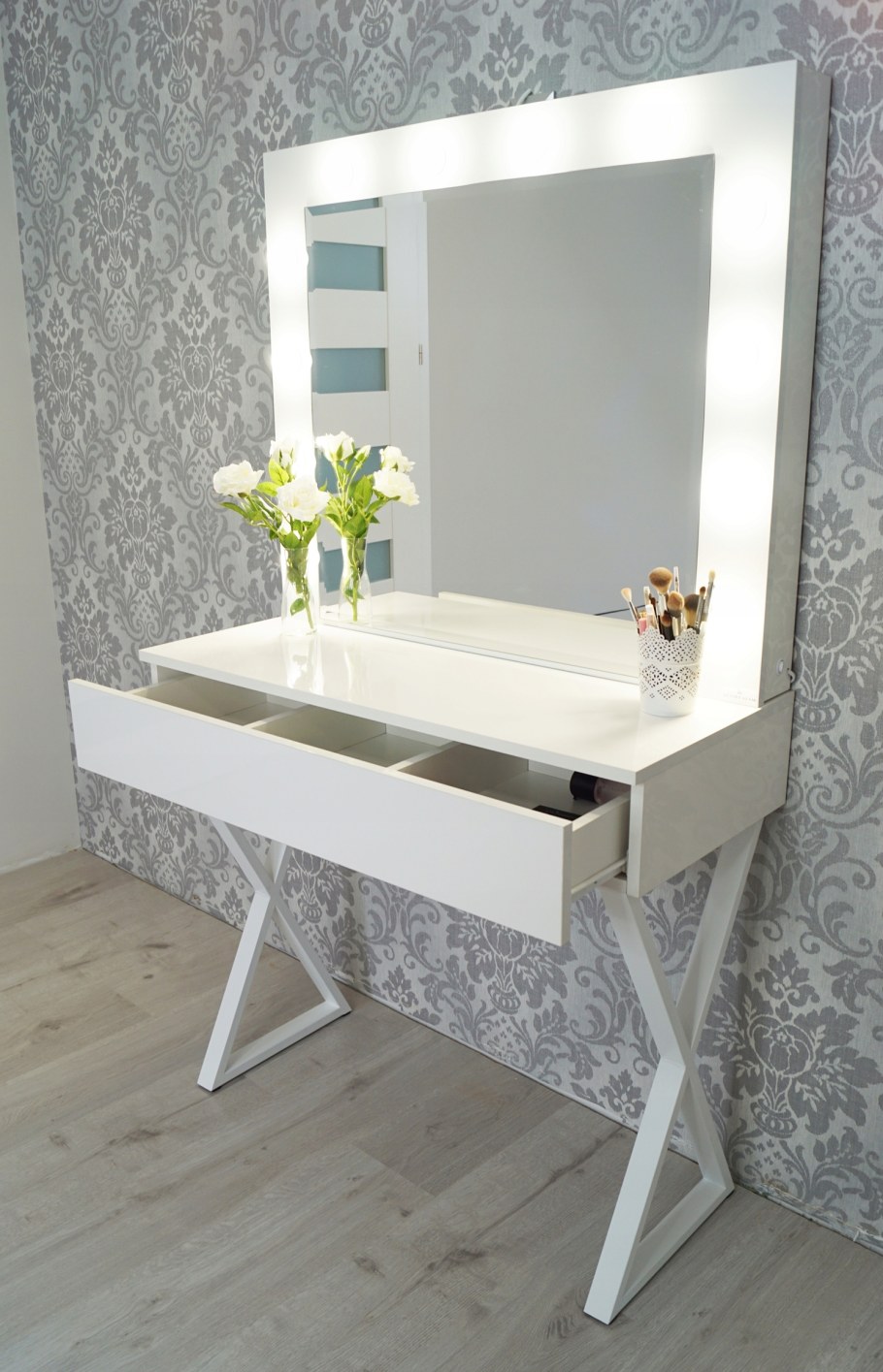 Консольный стол икеа с зеркалом