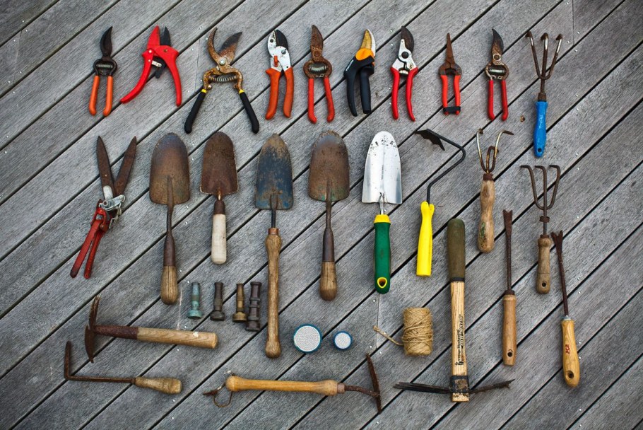 Старинный садовый инвентарь