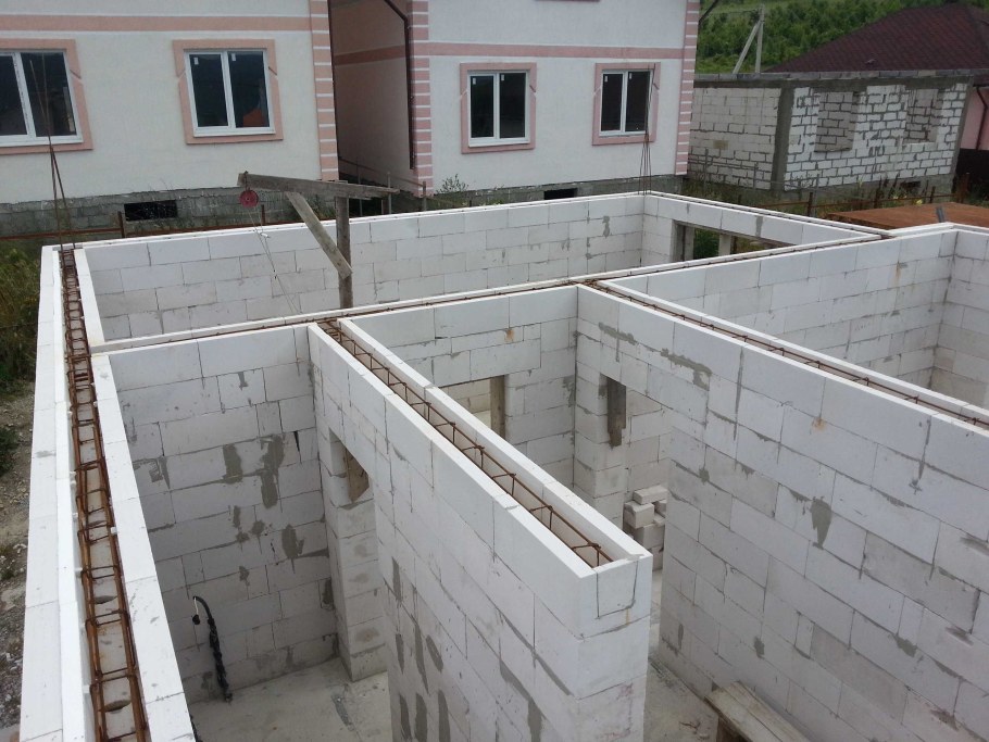 Армопояс блоков 300м